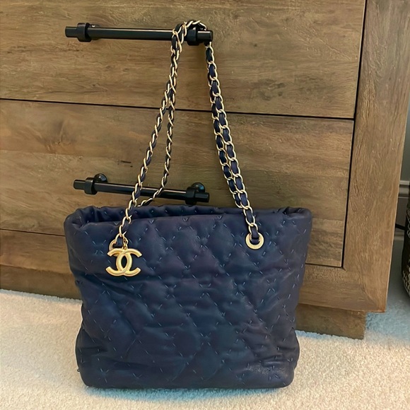 CHANEL Handbags - Chanel Caviar Navy Blue & Gold Hardware Stitch Tote Handbag